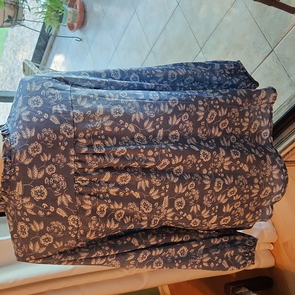 L/s floal blouse. - Picture 3 of 8